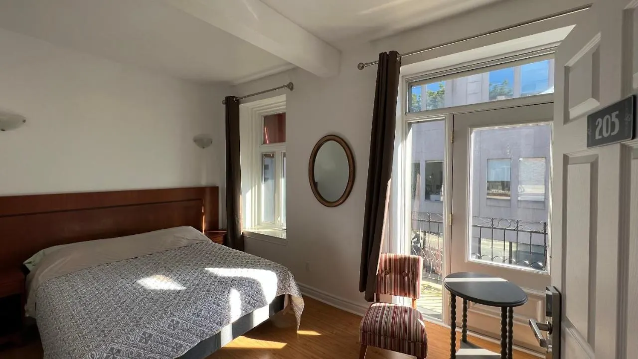 Central Hotel Montreal